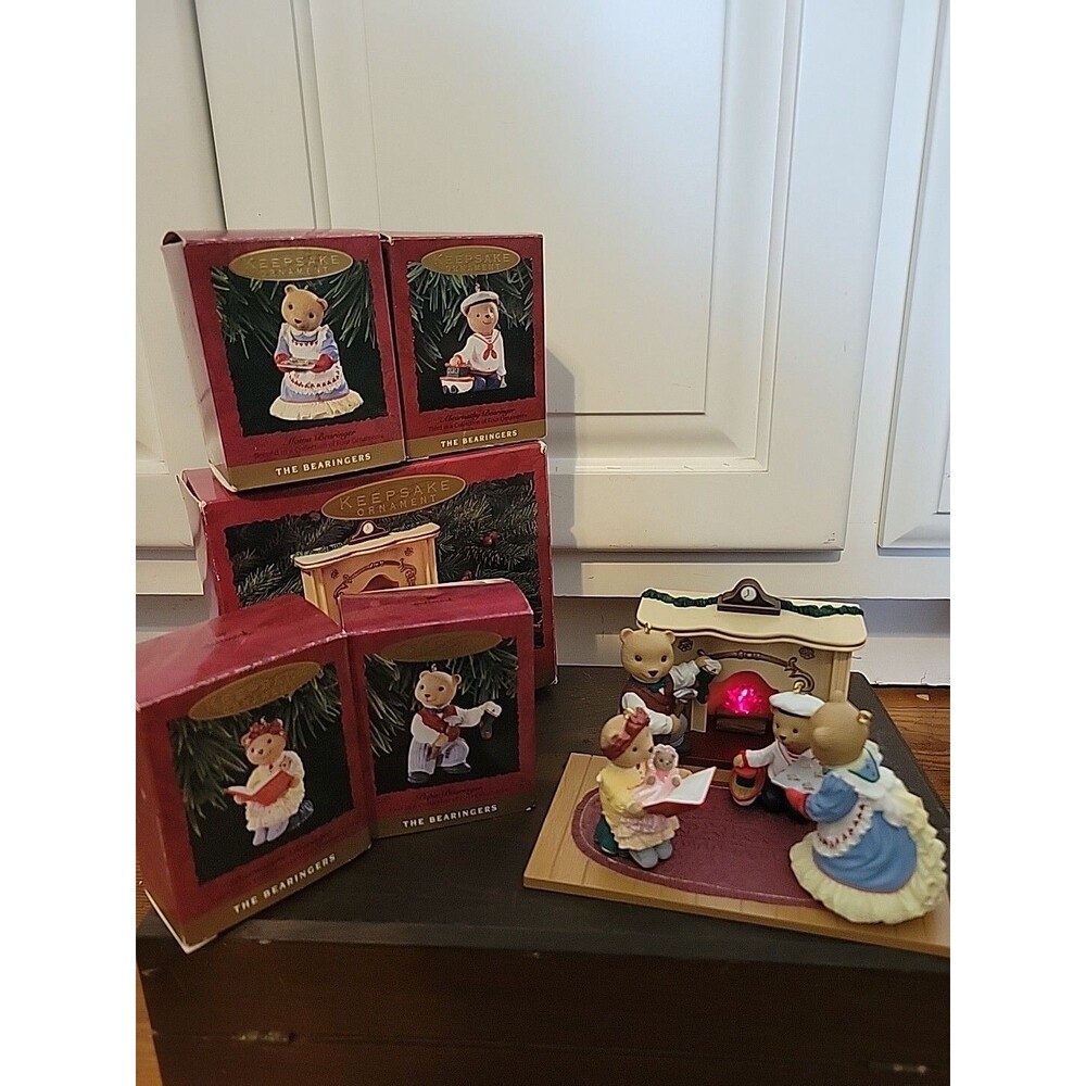 1993 Hallmark Bearingers Bear Family Christmas Ornament Set of 5 Complete Vtg